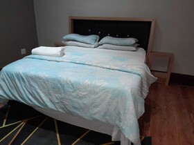 Slumberlake Guest House