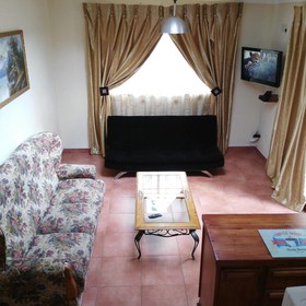 Suburbian Lodge
