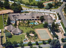 Tladi Lodge
