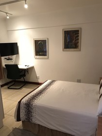 Troyeville Hotel