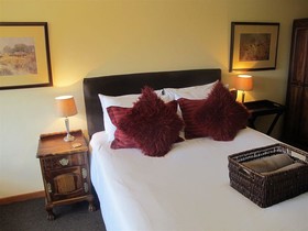 Aero Guest Lodge