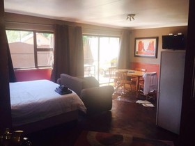 African Moon Corporate Guest House