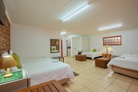 Airport Game Lodge