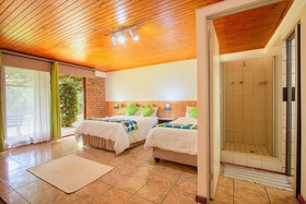 Airport Game Lodge