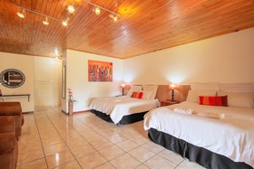 Airport Game Lodge