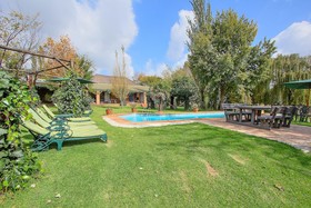 Airport Game Lodge