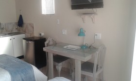 Allen Grove Self Catering