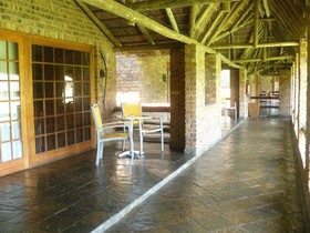 Ikwekwezi Guest Lodge