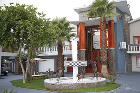 Travetel Or Tambo Airport Hotel