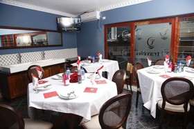 Travetel Or Tambo Airport Hotel