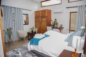 Travetel Or Tambo Airport Hotel