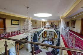 Equestrian Royal Hotel Boutique & Spa