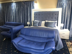 Equestrian Royal Hotel Boutique & Spa