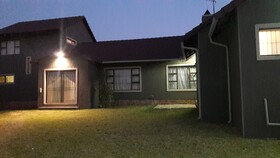 Alimop Lodge Inn Bed and Breakfast