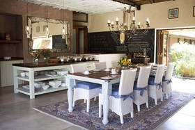 Aloe Lane Guest Lodge