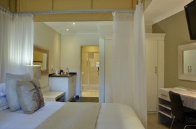 Constantia Hotel and Conference Centre