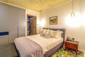 Kravit Premier Suites