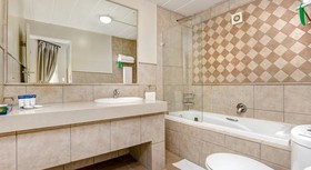 Samrand Hotel