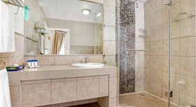 Samrand Hotel
