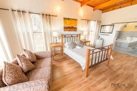 Just Tiffany Guest House
