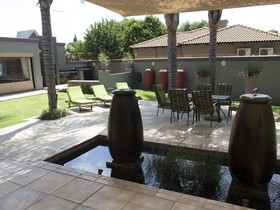314 On Clark Guest House