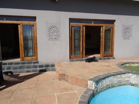 Abafazi Guest House