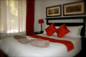 Amper Bo Guesthouse