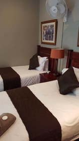 Amper Bo Guesthouse