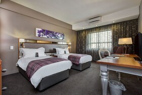 ANEW Hotel Hatfield