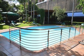 Sierra Burgers Park Hotel