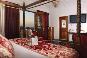 Waterkloof Mansion Boutique Hotel