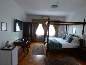 Waterkloof Mansion Boutique Hotel