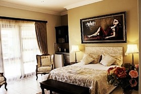 Casa Flora Guesthouse