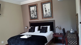 Casa Flora Guesthouse