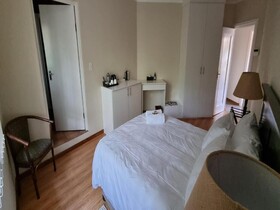 Cussonia Country Home