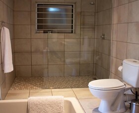 Cussonia Country Home