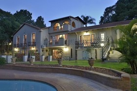 Duke & Duchess Boutique Hotel