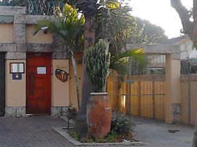 Eleventh Avenue GuestHouse & Conferencing