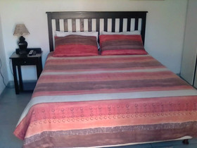 Eleventh Avenue GuestHouse & Conferencing