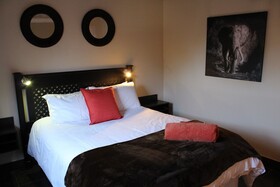 El Gran Chaparral Guest House