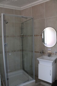 El Gran Chaparral Guest House