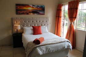 El Gran Chaparral Guest House