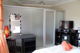 El Gran Chaparral Guest House