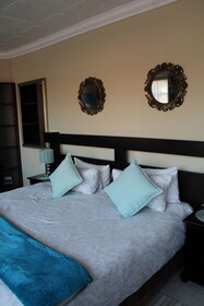 El Gran Chaparral Guest House