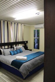 El Gran Chaparral Guest House