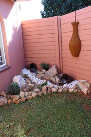 El Gran Chaparral Guest House