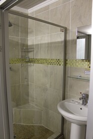 El Gran Chaparral Guest House