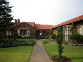 Farmers Folly Guest House