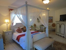 Kleineweide Guest House