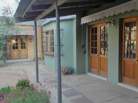 Kniff Un Gaffel Guest House